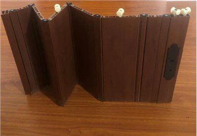 Posuvné skladacie PVC dvere